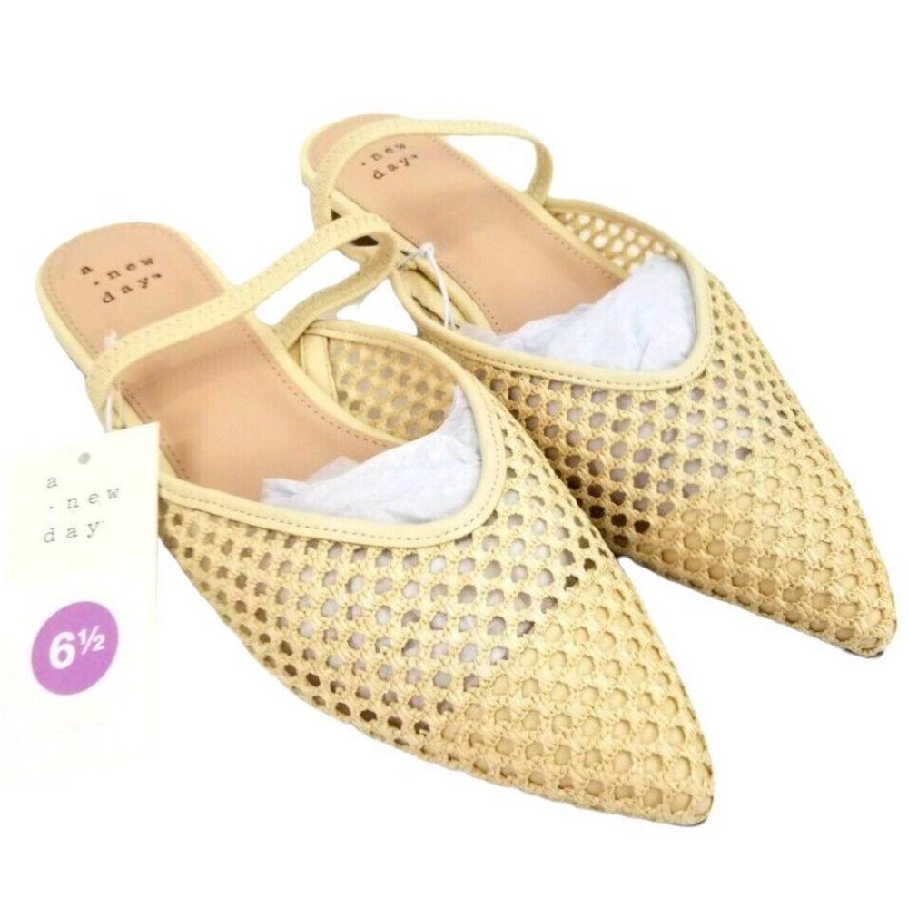 New Day Size 6.5 Amabel Natural Ivory Woven Flats Sling Back